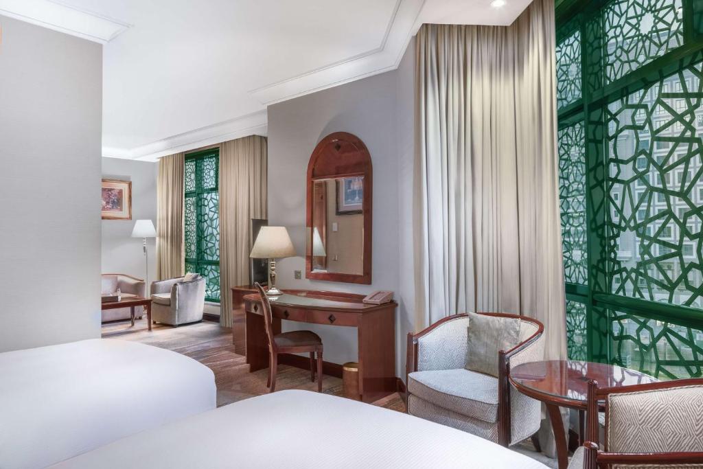 Hilton Makkah Convention Hotel - Image 8